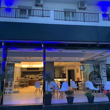 Hotel Platon *